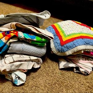 BUNDLE of baby blankets and towels - boy and girl - 16 items